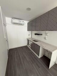 Serangoon Road (D12), Terrace #522451271